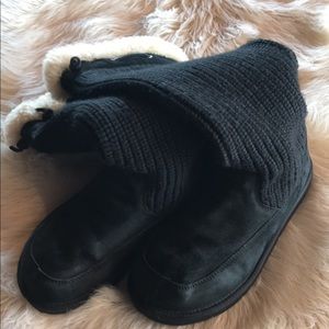 UGG Knit Boots 8”